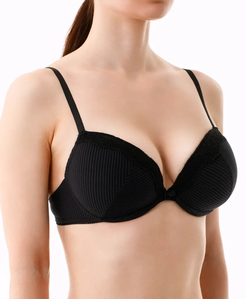 Recovery after Breast Augmentation in Turkey with professional care ensuring safe healing and natural-looking results.